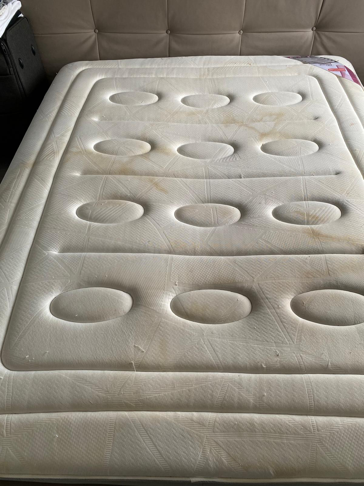 matelas avant nettoyage Toulouse